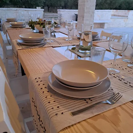 Trullo Gioia 컨트리하우스 세글리에 메사피카